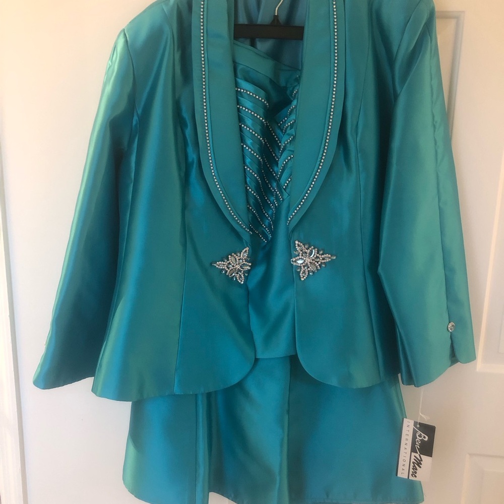 Elegant Teal Skirt Set